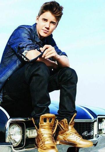540481_335700113162603_136782579721025_913970_1417684502_n - Justin Bieber 5