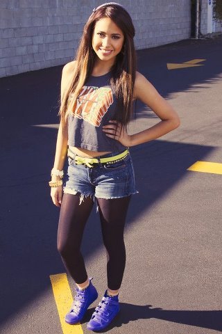 179968_266518950121611_1950945353_n