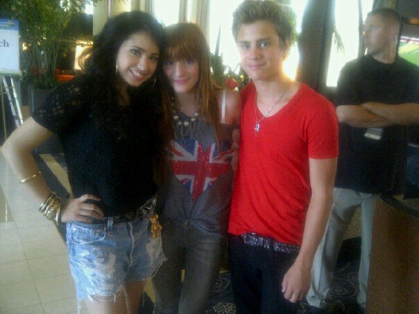 262486_132882193473441_100002549839243_201624_7522710_n