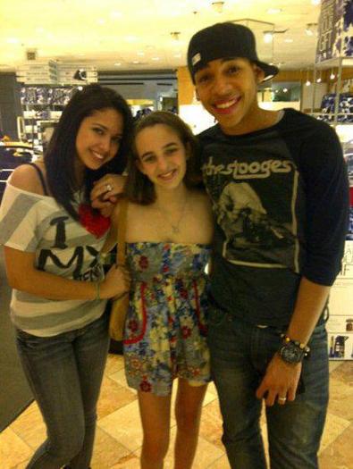 298011_171783462895831_100001925367417_360055_816887_n