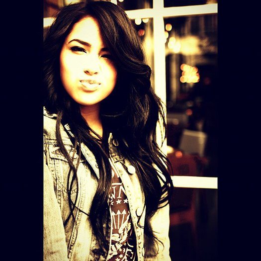 319721_226115867495253_155892724517568_429804_357214506_n