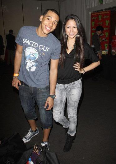 384658_198027760271401_100001925367417_441528_138837653_n