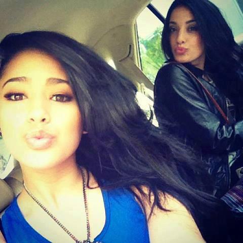 521664_293627107378132_100001925367417_670096_559548189_n