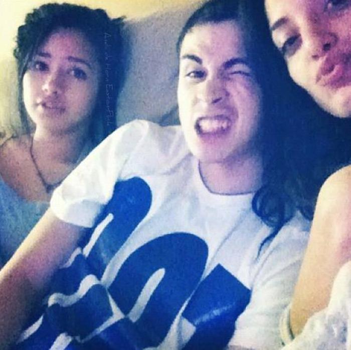 538655_293663597374483_100001925367417_670186_1546401013_n