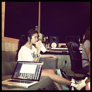 539904_248768561896650_155892724517568_482651_1272954691_n