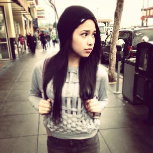 545693_224904134283093_155892724517568_427121_988949536_n - Jasmine V4