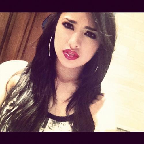 557702_239215312851975_155892724517568_458568_1761226305_n