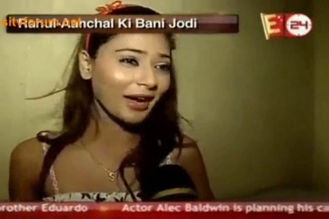 00_00_56 - sara khan11