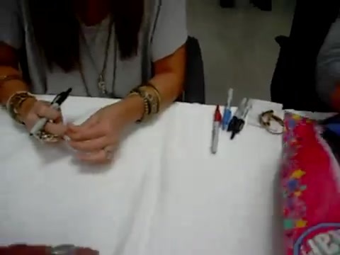 Meeting the Jonas Brothers and Demi Lovato at Walmart 2141 - Demilush - Meeting the Jonas Brothers and Demi Lovato at Walmart Part oo5