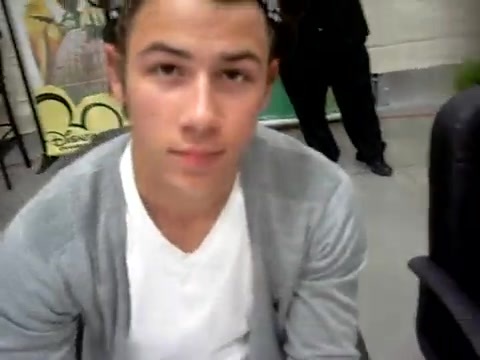 Meeting the Jonas Brothers and Demi Lovato at Walmart 1666