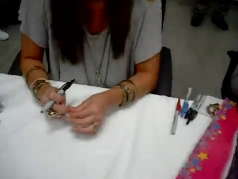 Meeting the Jonas Brothers and Demi Lovato at Walmart 2163 - Demilush - Meeting the Jonas Brothers and Demi Lovato at Walmart Part oo5
