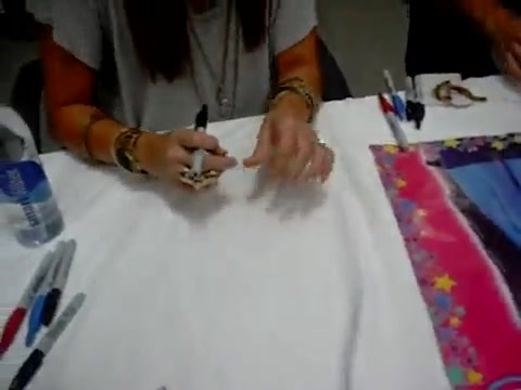 Meeting the Jonas Brothers and Demi Lovato at Walmart 2231 - Demilush - Meeting the Jonas Brothers and Demi Lovato at Walmart Part oo5