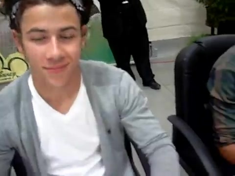 Meeting the Jonas Brothers and Demi Lovato at Walmart 1770