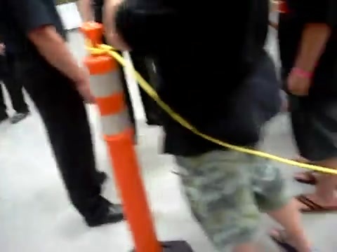 Meeting the Jonas Brothers and Demi Lovato at Walmart 2818 - Demilush - Meeting the Jonas Brothers and Demi Lovato at Walmart Part oo6