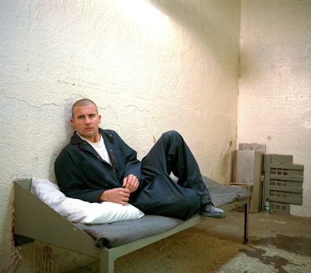 Lincoln Burrows (12) - Lincoln Burrows