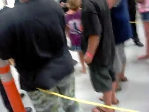 Meeting the Jonas Brothers and Demi Lovato at Walmart 2852 - Demilush - Meeting the Jonas Brothers and Demi Lovato at Walmart Part oo6