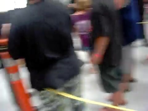 Meeting the Jonas Brothers and Demi Lovato at Walmart 2855 - Demilush - Meeting the Jonas Brothers and Demi Lovato at Walmart Part oo6