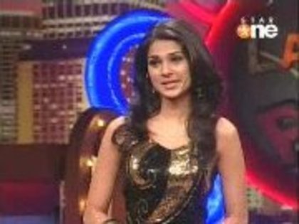 317687_235195983194966_973476231_a