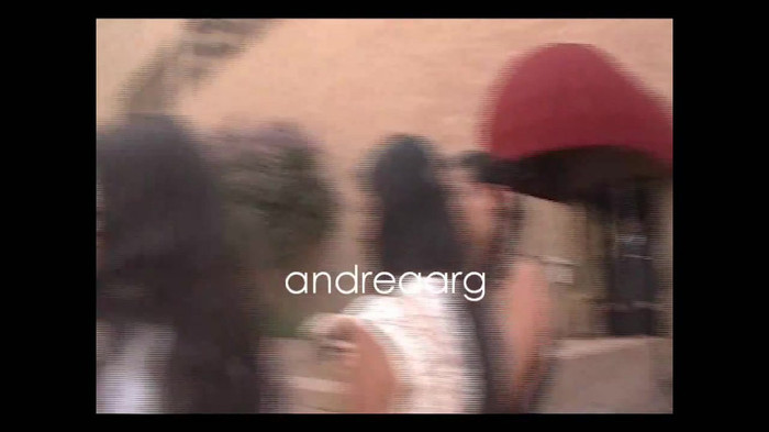 Demi Lovato Meeting Fans @Houston 11_09_10 0920 Demi Lovato Meeting Fans @Houston 11_09_10 0920