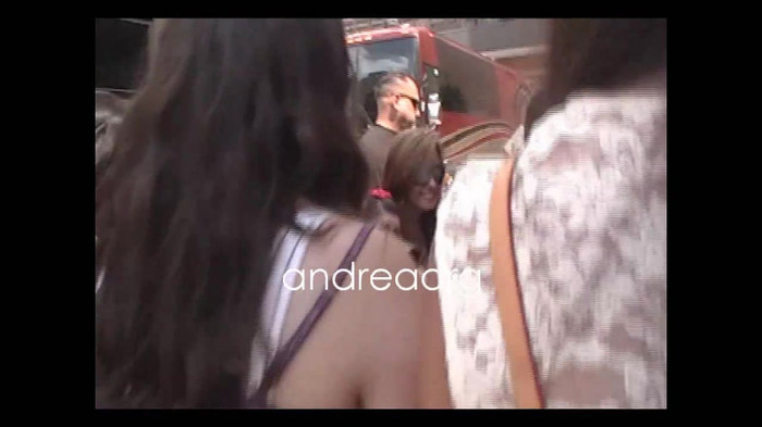 Demi Lovato Meeting Fans @Houston 11_09_10 1251 - Demilush - Meeting Fans Houston 11 09 10 oo4