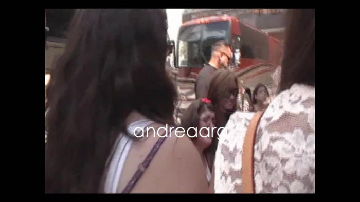 Demi Lovato Meeting Fans @Houston 11_09_10 1301 - Demilush - Meeting Fans Houston 11 09 10 oo4