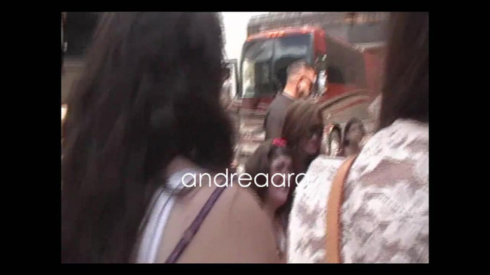 Demi Lovato Meeting Fans @Houston 11_09_10 1305 - Demilush - Meeting Fans Houston 11 09 10 oo4