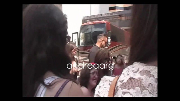 Demi Lovato Meeting Fans @Houston 11_09_10 1373 - Demilush - Meeting Fans Houston 11 09 10 oo4