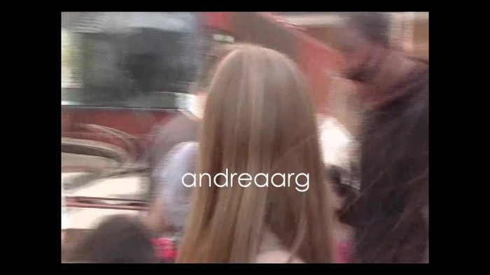 Demi Lovato Meeting Fans @Houston 11_09_10 1738