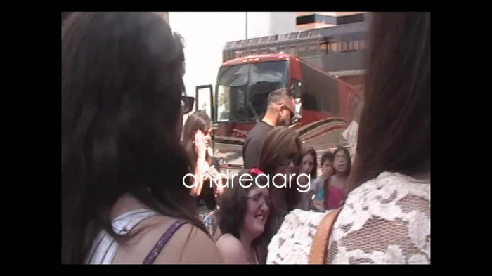 Demi Lovato Meeting Fans @Houston 11_09_10 1460