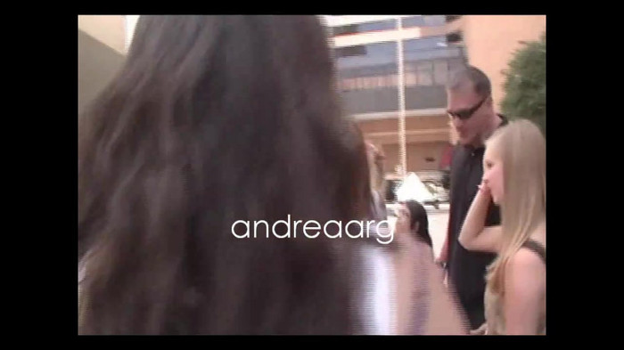 Demi Lovato Meeting Fans @Houston 11_09_10 1964