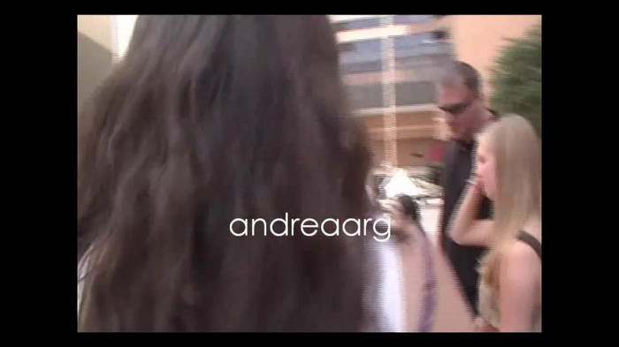 Demi Lovato Meeting Fans @Houston 11_09_10 1969