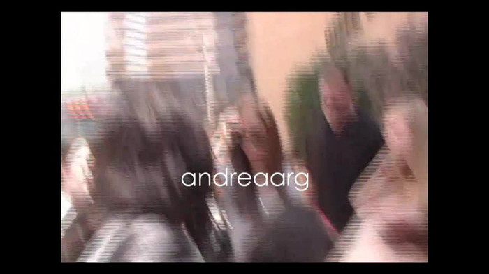 Demi Lovato Meeting Fans @Houston 11_09_10 2067