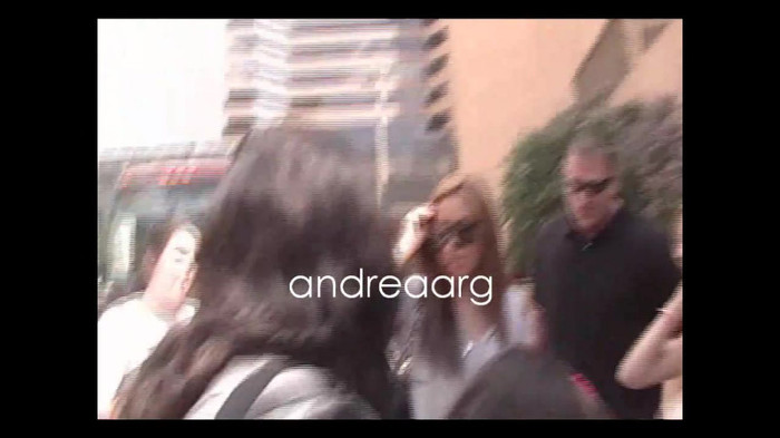 Demi Lovato Meeting Fans @Houston 11_09_10 2081