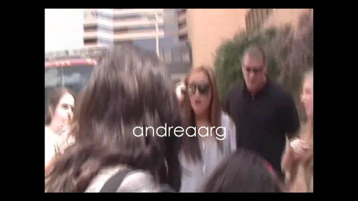 Demi Lovato Meeting Fans @Houston 11_09_10 2117