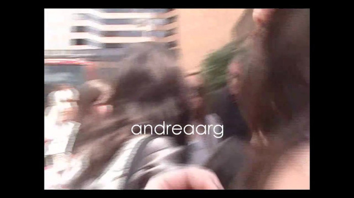 Demi Lovato Meeting Fans @Houston 11_09_10 2179