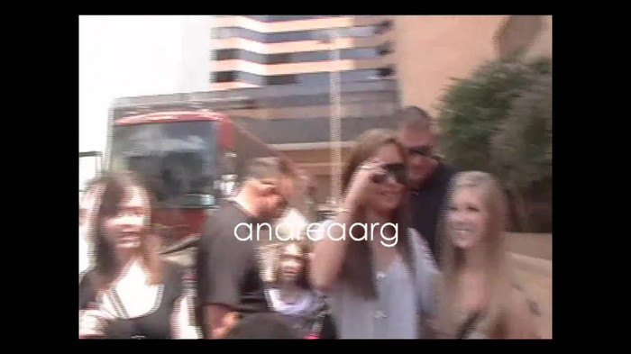 Demi Lovato Meeting Fans @Houston 11_09_10 2413