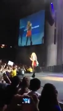 Demi Lovato Turn Up The Music NJ 00066