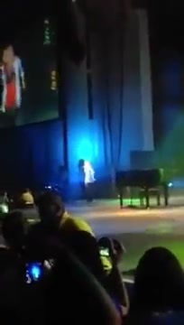 Demi Lovato Turn Up The Music NJ 08087