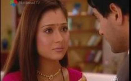 196097_308697442556147_33269093_n - sara khan13
