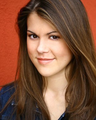 ♥Lindsey Shaw♥ - l - O Lindsey Shaw