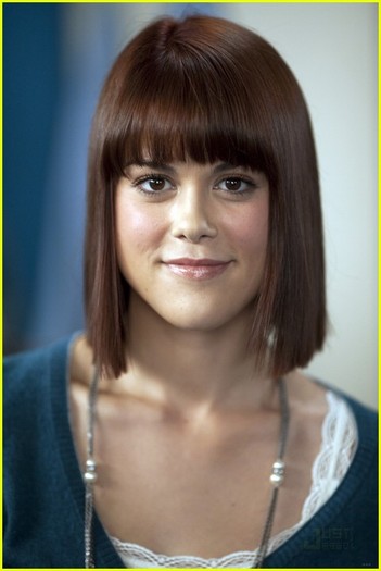 ♥Lindsey Shaw♥ - l - O Lindsey Shaw