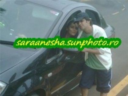75474580_BLQXDOM - B-x-sara khan poze mai rare-x-B