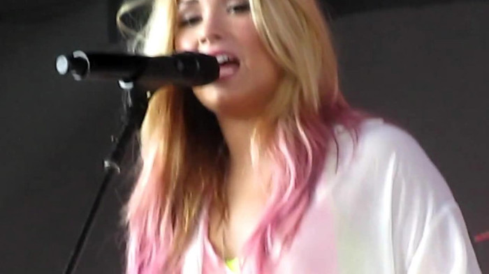 Demi Lovato Together 6_22_12 0738