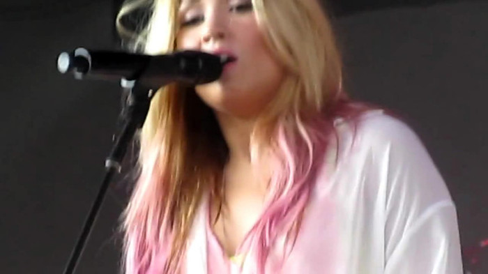 Demi Lovato Together 6_22_12 0770