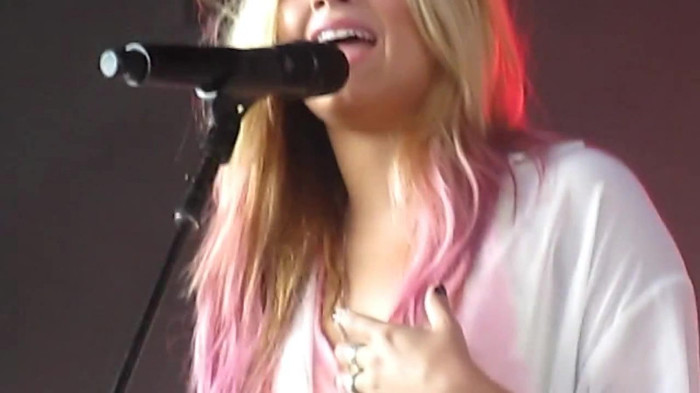 Demi Lovato Together 6_22_12 1043