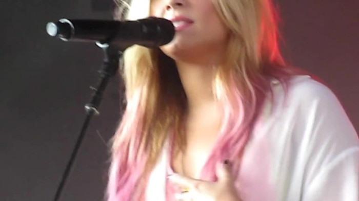 Demi Lovato Together 6_22_12 1145