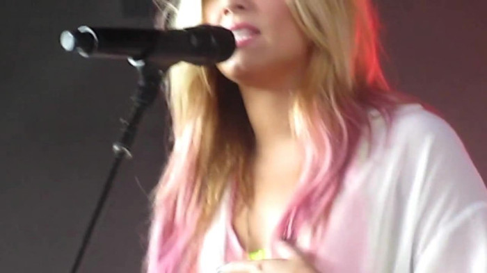 Demi Lovato Together 6_22_12 1157