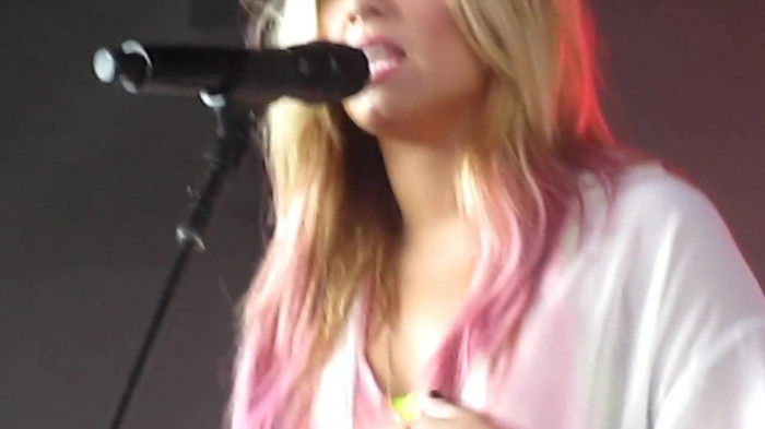 Demi Lovato Together 6_22_12 1158