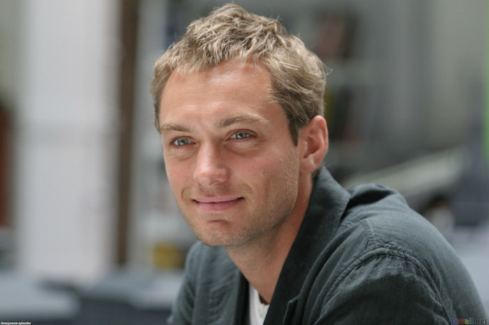 jude_law_lovely_smile_1920x1280 - Jude Law
