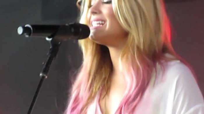 Demi Lovato Together 6_22_12 1254
